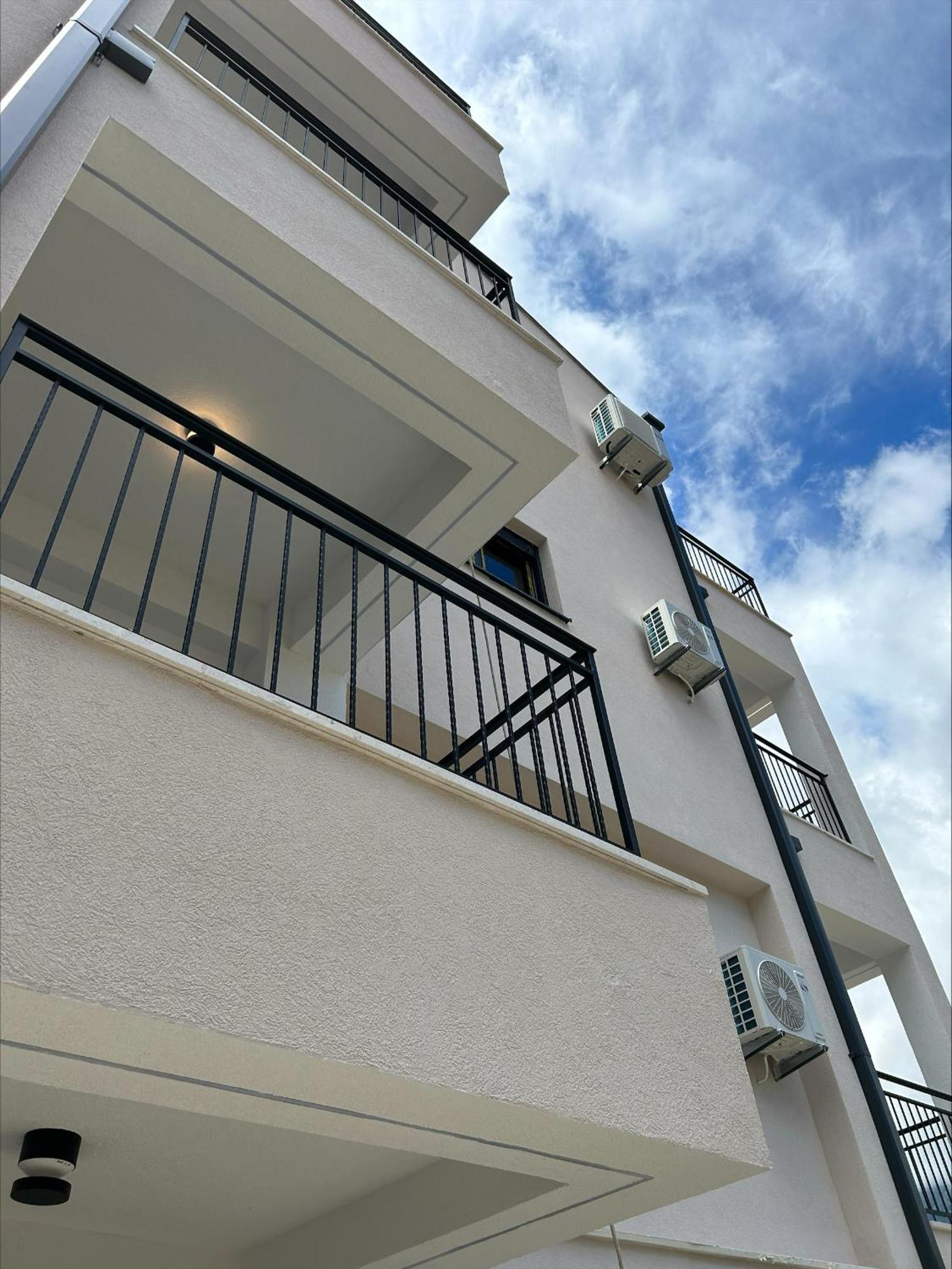 Merlin Prestige Apartments 布德瓦 外观 照片