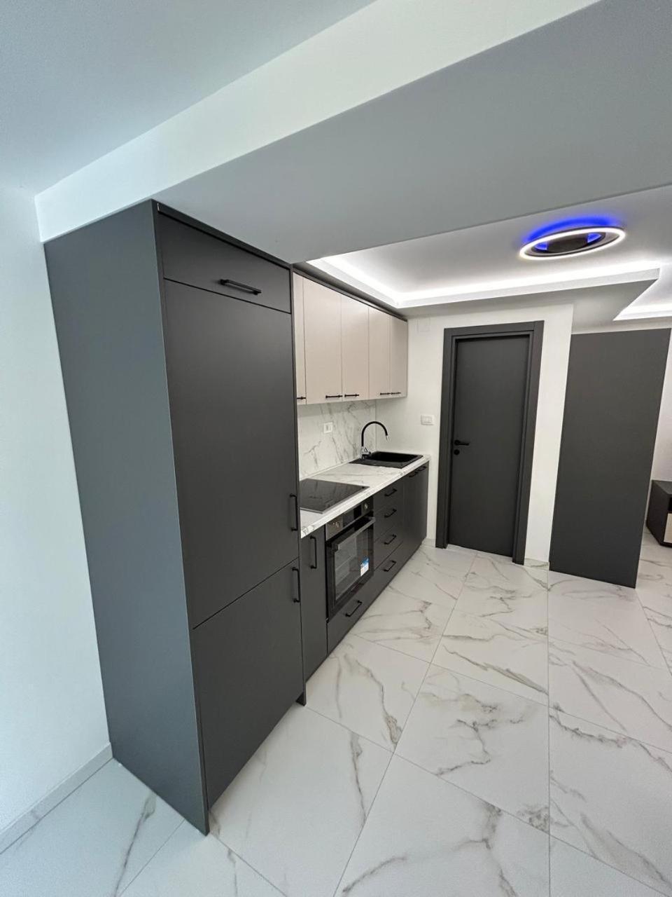 Merlin Prestige Apartments 布德瓦 外观 照片
