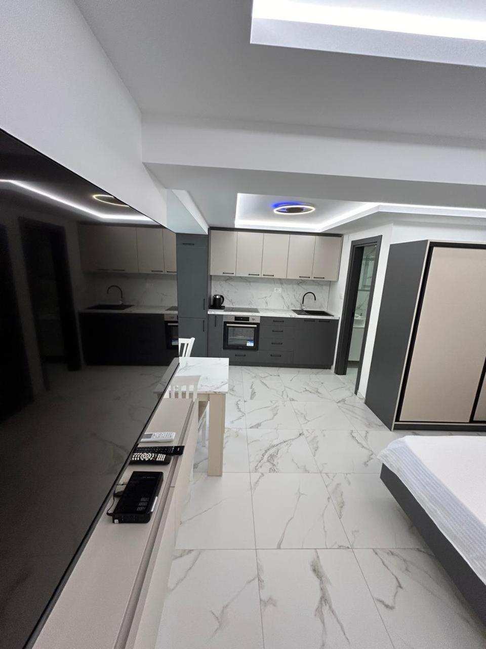 Merlin Prestige Apartments 布德瓦 外观 照片